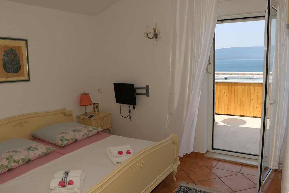 House, 4 Bedrooms