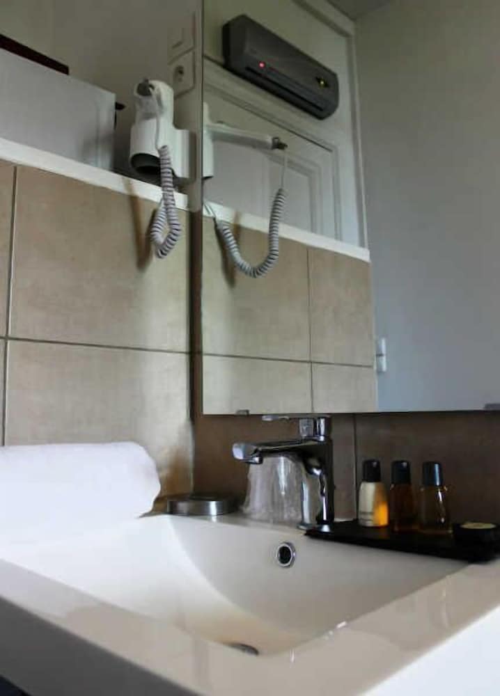 Standard Double Room (Kenzo) photo 3