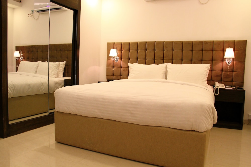 Premier Suite, 1 Bedroom, City View