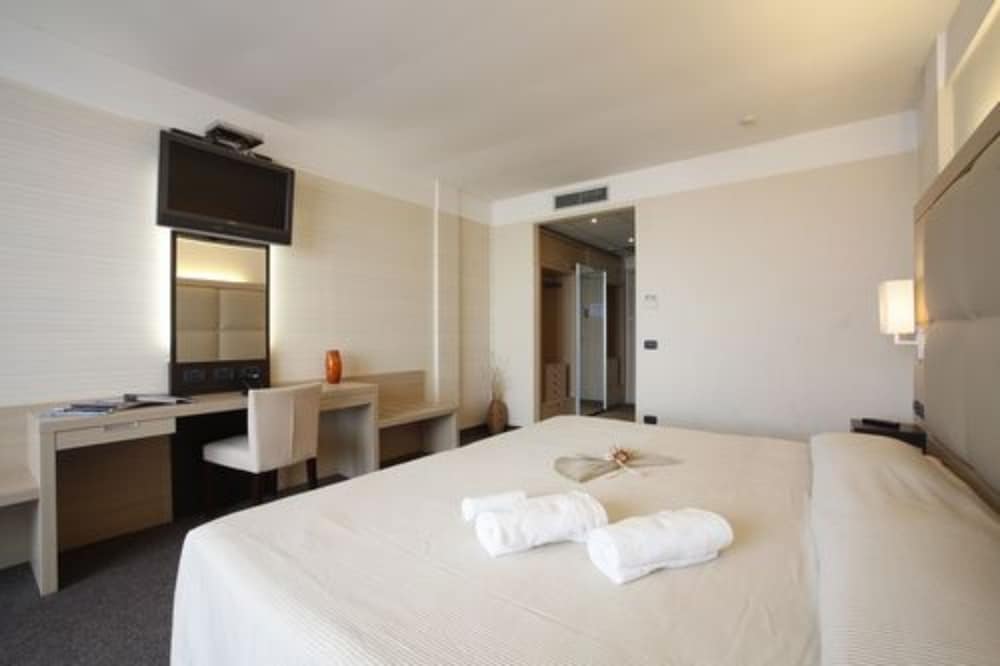 Superior Double Room, Balcony photo 1