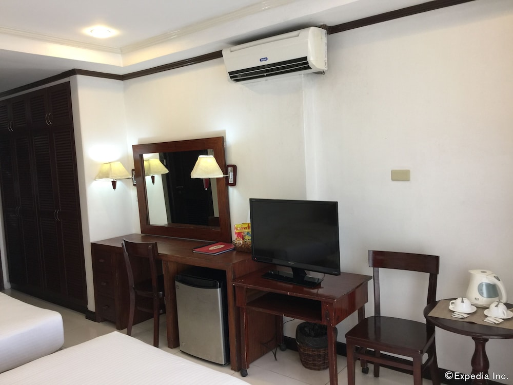 Deluxe Suite photo 3