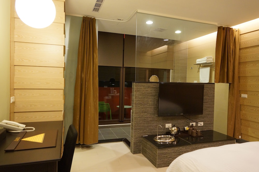 Superior Twin Room, 2 Twin Beds, Non Smoking - Photo 2