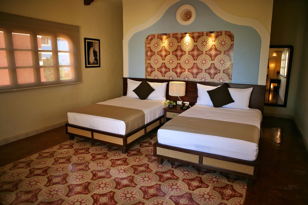 Superior Twin Room, 2 Double Beds, Balcony, Garden View photo 1