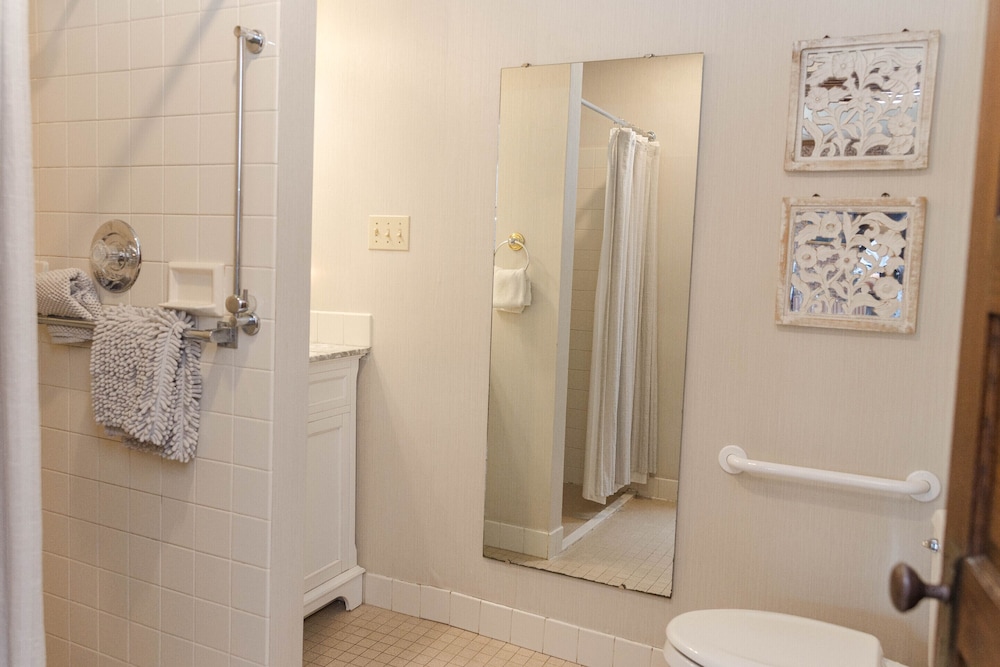 Standard Double Room, Ensuite, Garden View (Room 1) photo 2