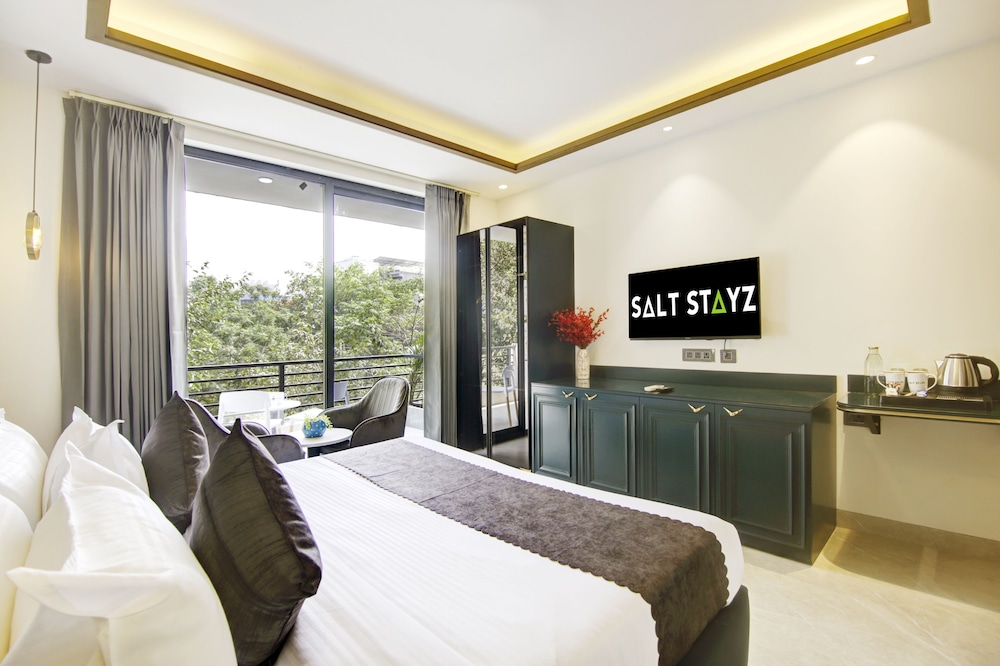 Deluxe Room with Balcony