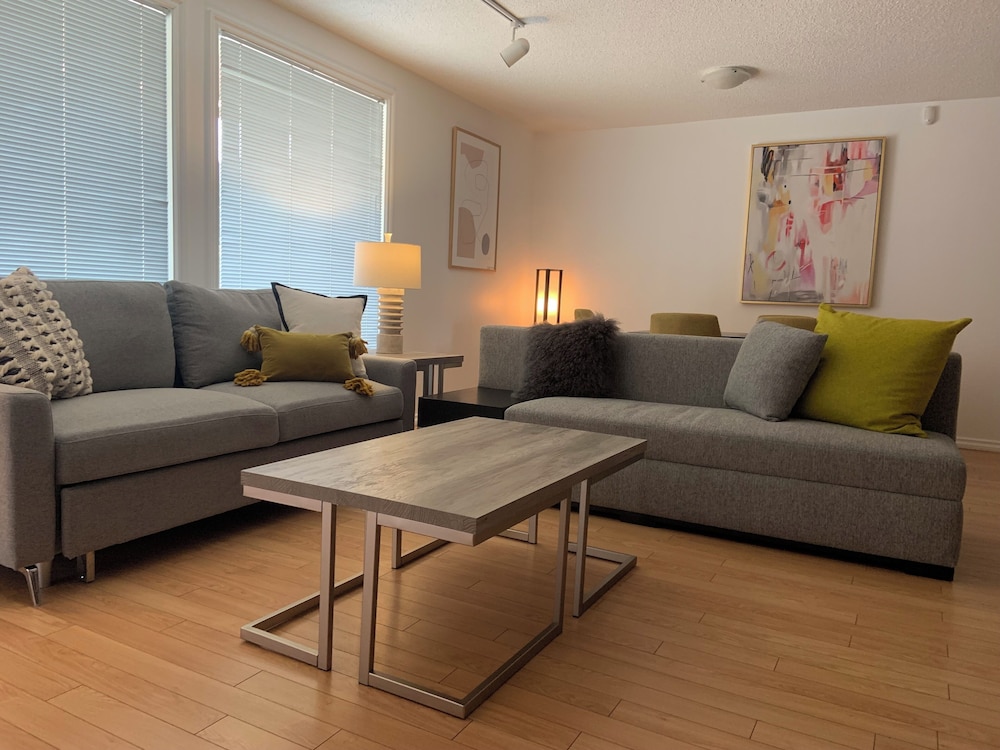 Luxury Apartment, 3 Bedrooms, Lake View, Lakeside photo 1