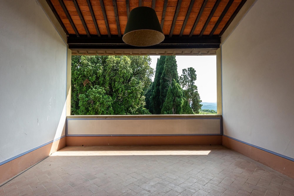 Villa di Tizzano Luxurious Retreat in Paradise, Photo 23