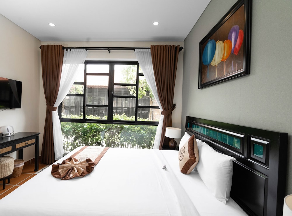 Deluxe Double Room - Photo 12