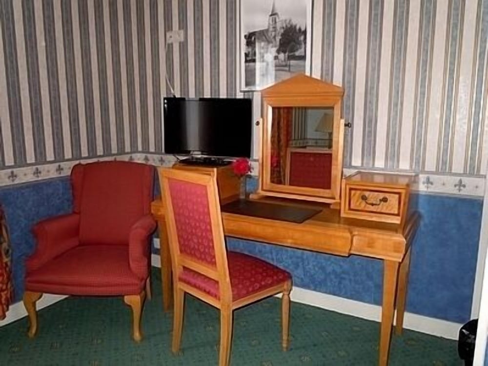 Standard Twin Room photo 3