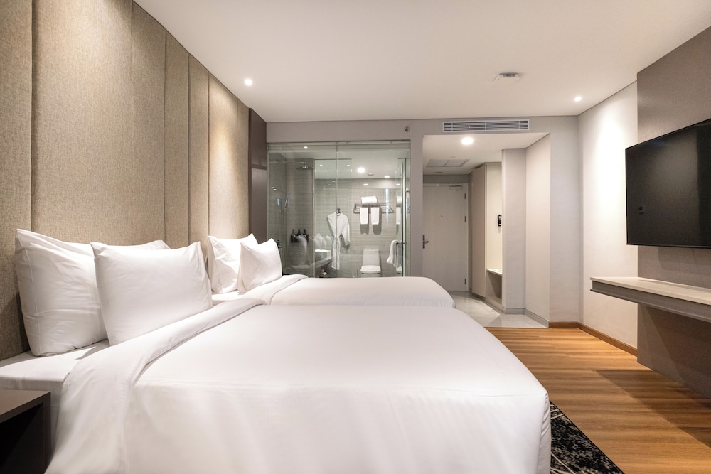Deluxe Twin Room photo 2