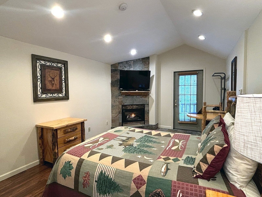 Condo, 1 Bedroom