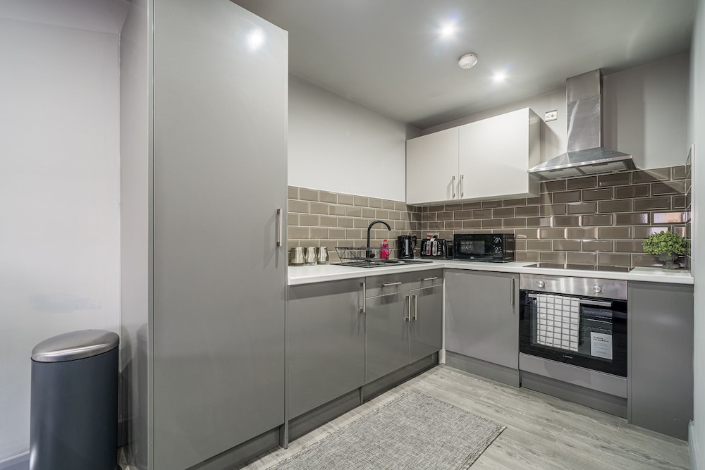 Deluxe Apartment, Accessible, Private Bathroom (One Bedroom Deluxe ) photo 3