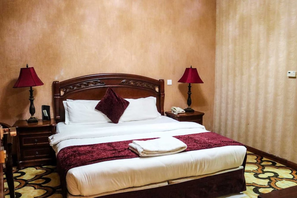 Standard Double Room, 1 King Bed photo 1
