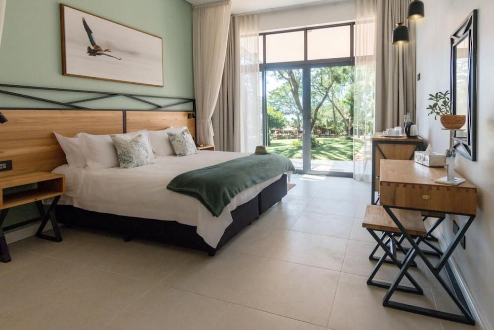 Standard Double or Twin Room, Courtyard View photo 1