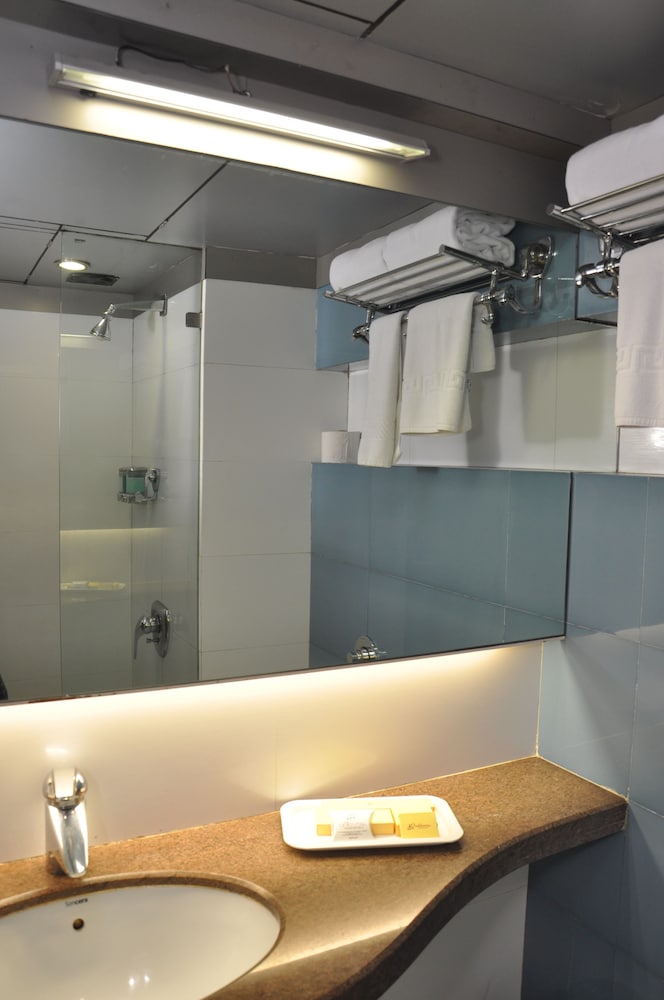 Premium Room - Photo 8