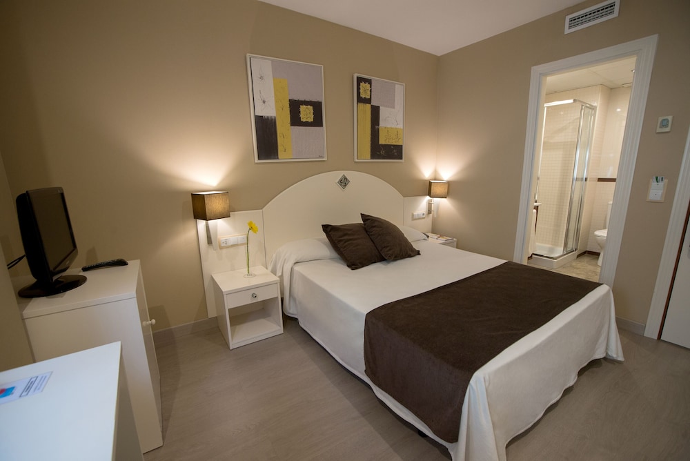 Standard Double Or Twin Room (1 Adult)