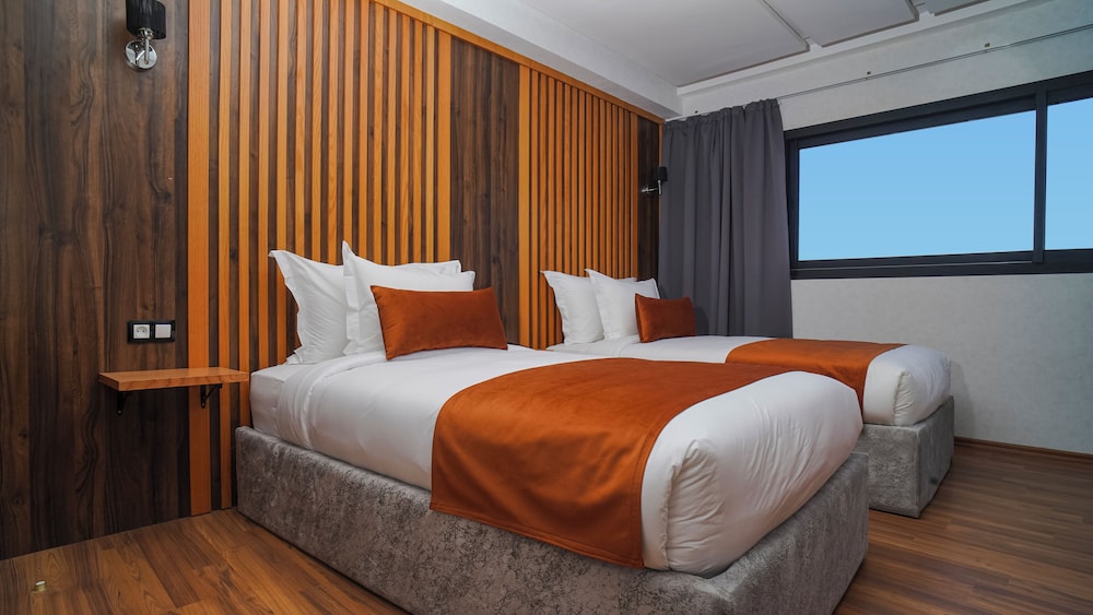 Deluxe Twin Room, 1 Bedroom photo 2