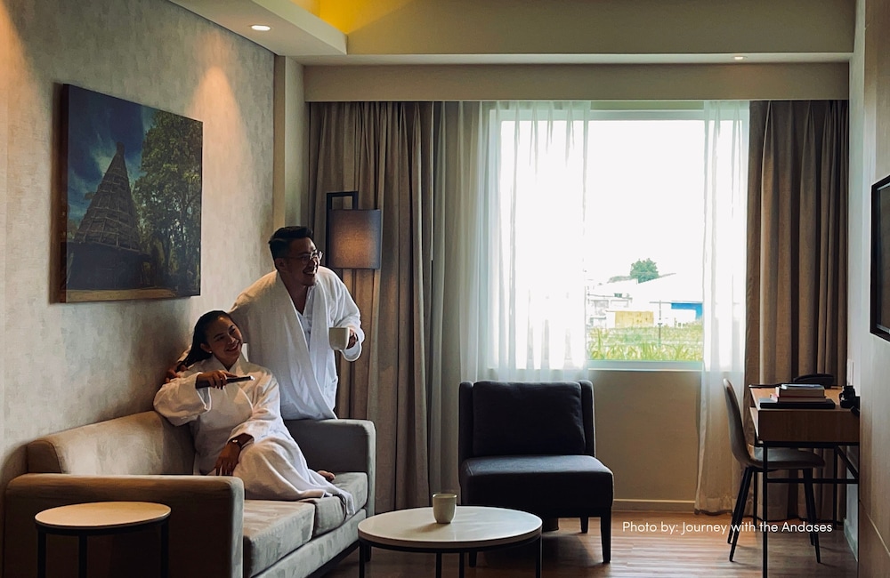 One Bedroom Suite - Photo 5
