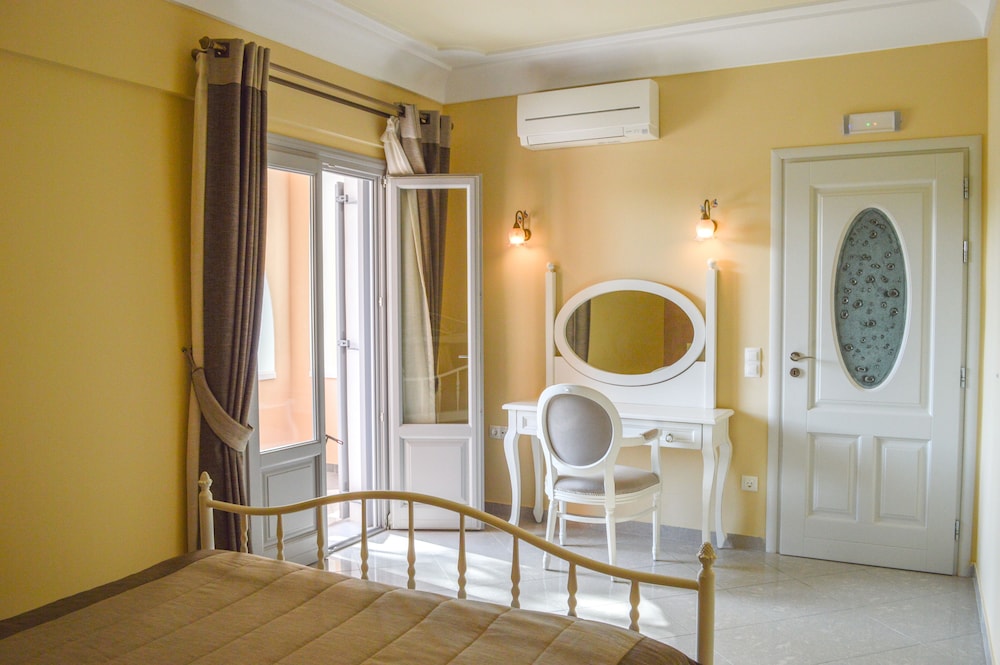 Suite, Garden View