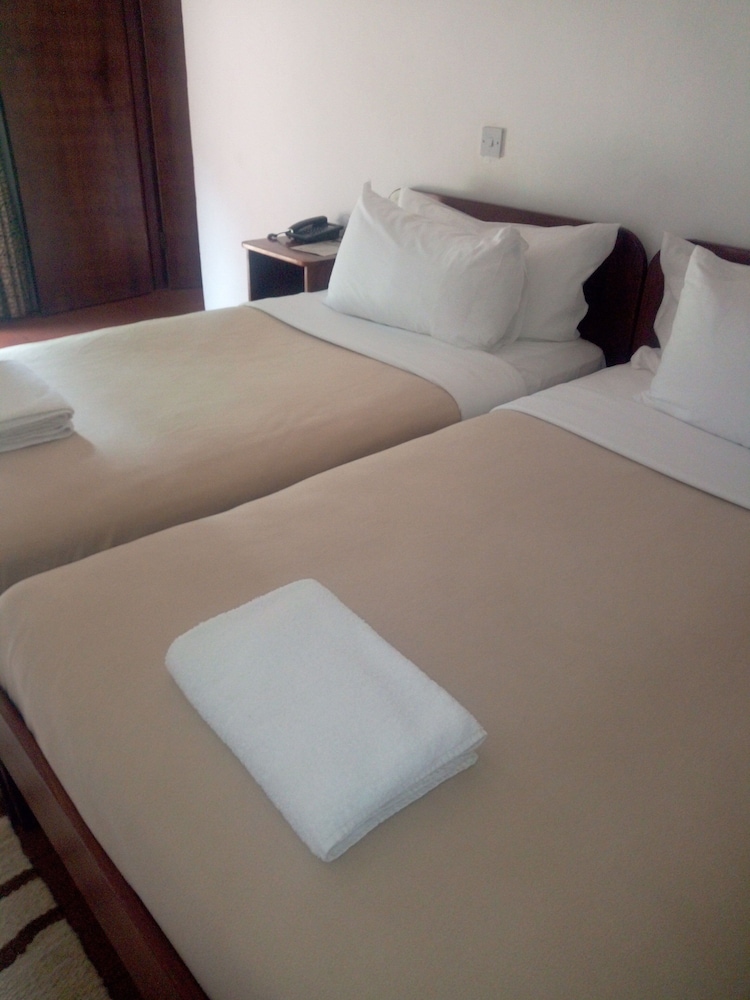 Standard Double or Twin Room photo 1