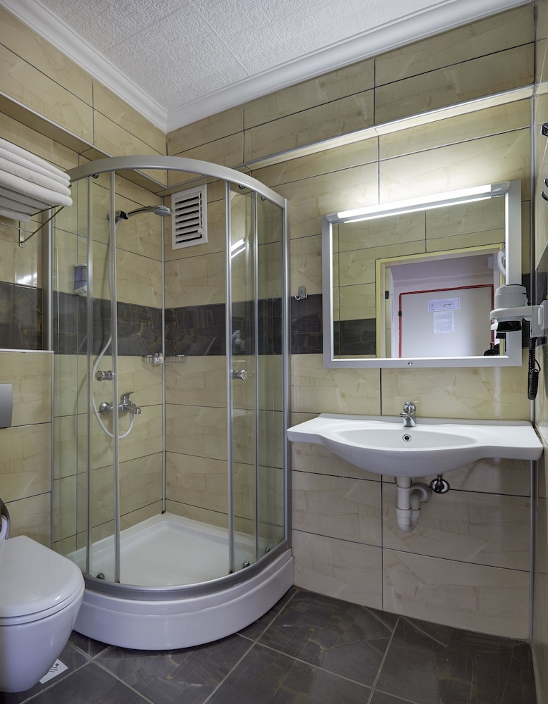 Standard Room - Photo 13