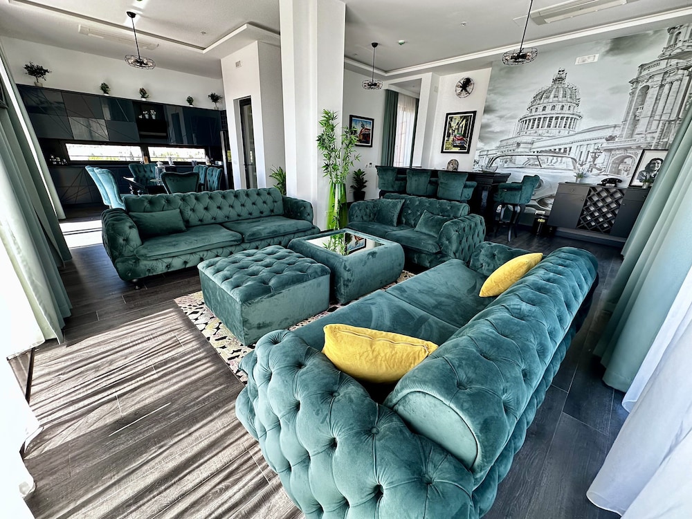 Elite Apartment - Photo 13