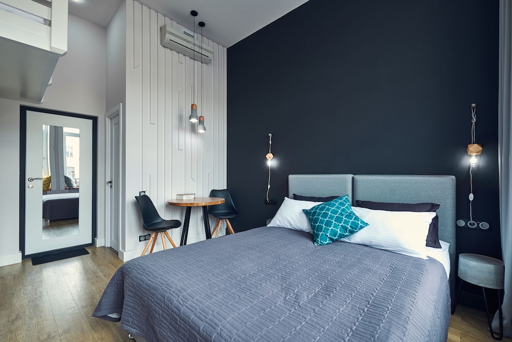 Superior Triple Room, 3 Twin Beds, City View photo 2