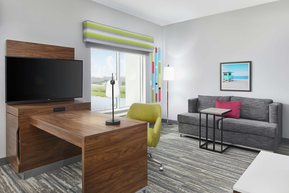 Signature Studio Suite, 1 King Bed, Non Smoking