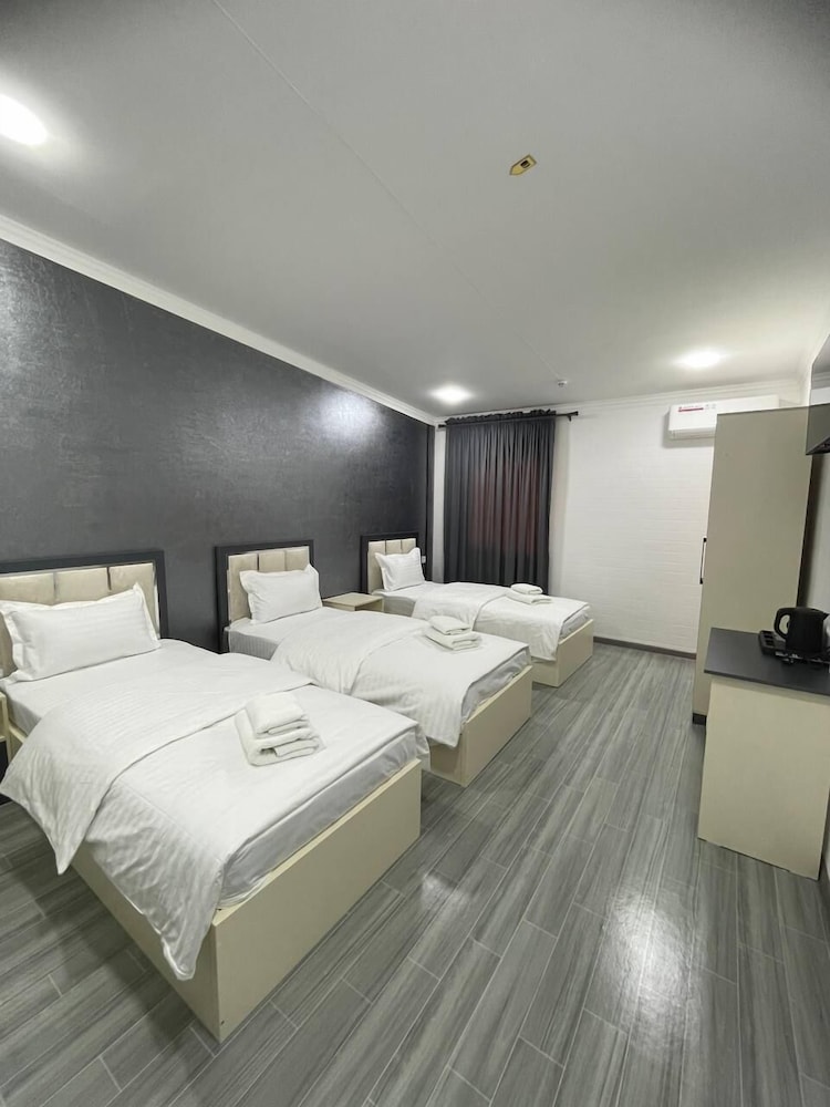 Family Triple Room, Courtyard View