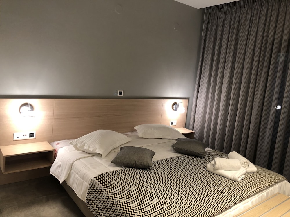 Deluxe Double Room - Photo 4