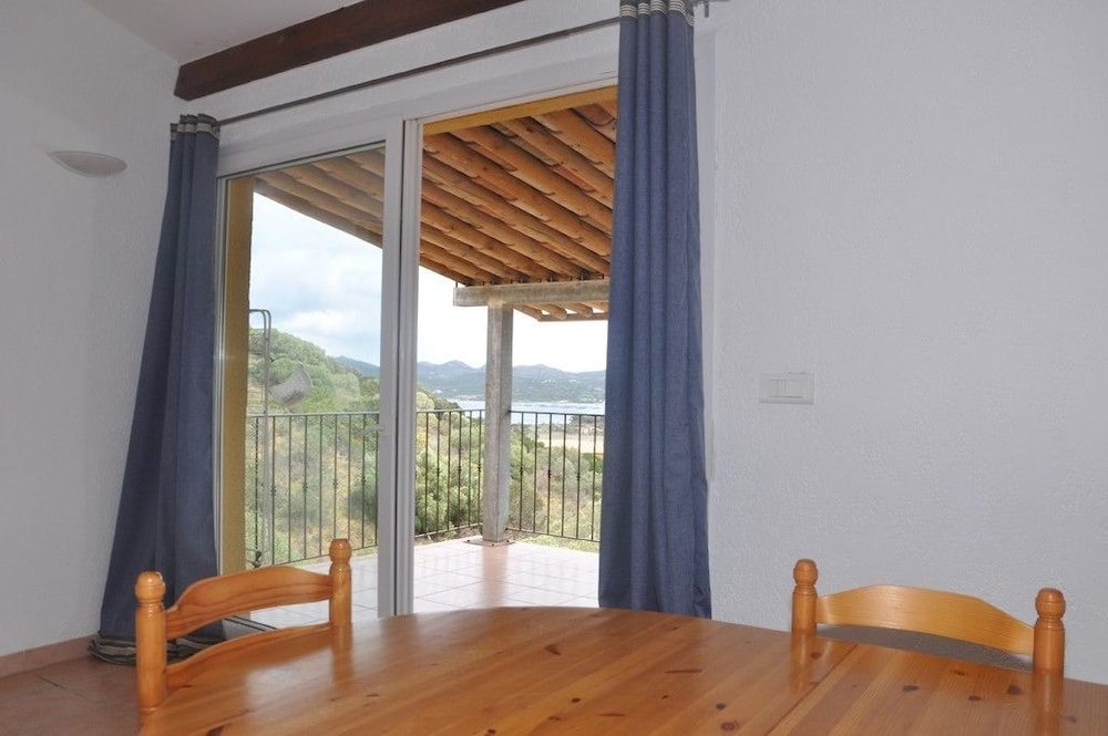 Villa, 2 Bedrooms, Terrace (Villa T4 - 8 personnes max) photo 3