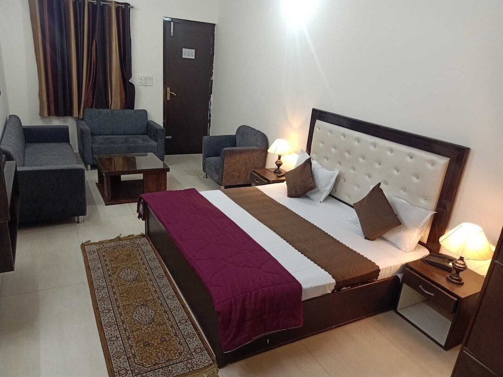 Standard Room photo 2