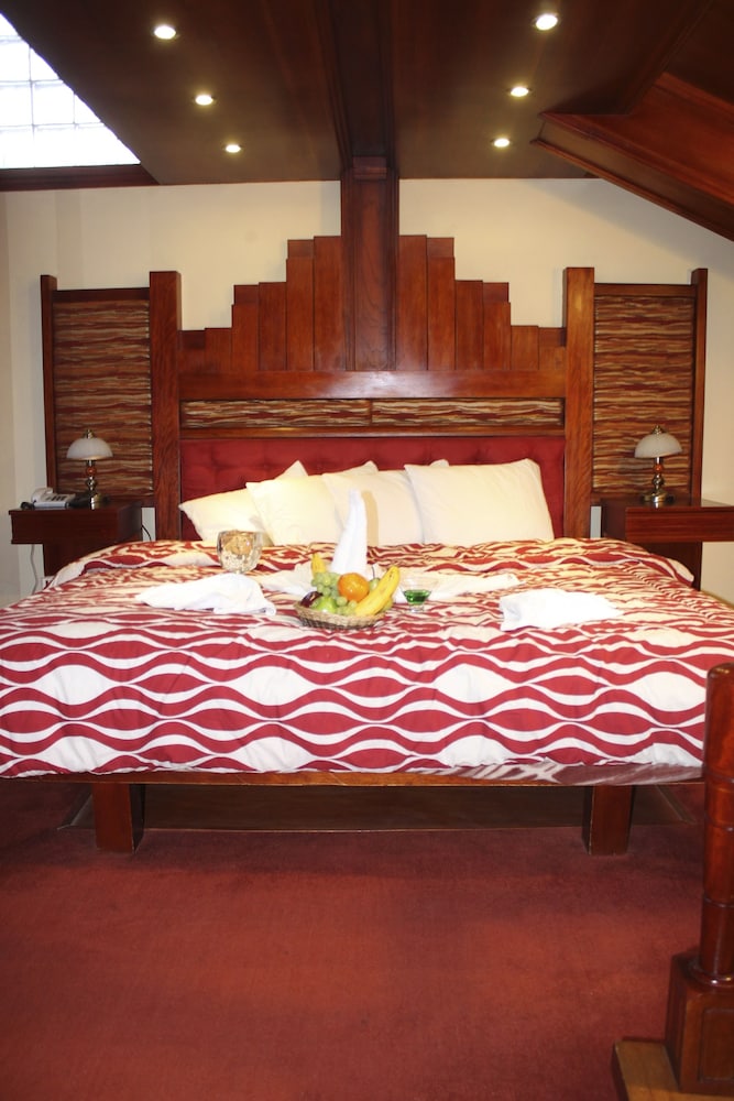 Suite, 1 Double Bed photo 2