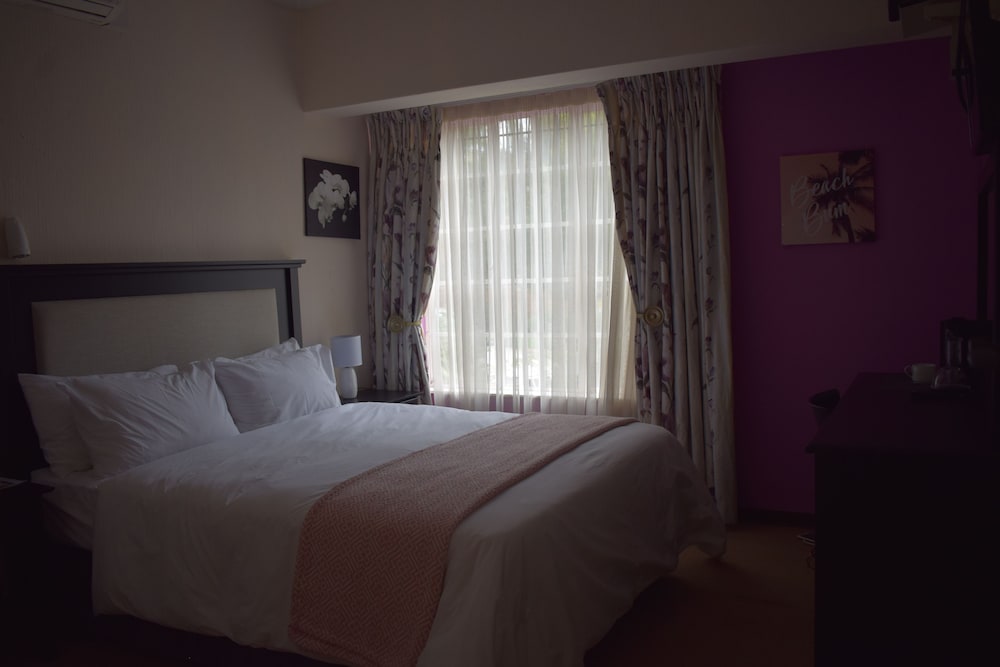 Design Double Room, 1 Queen Bed, Ensuite, Garden View photo 1