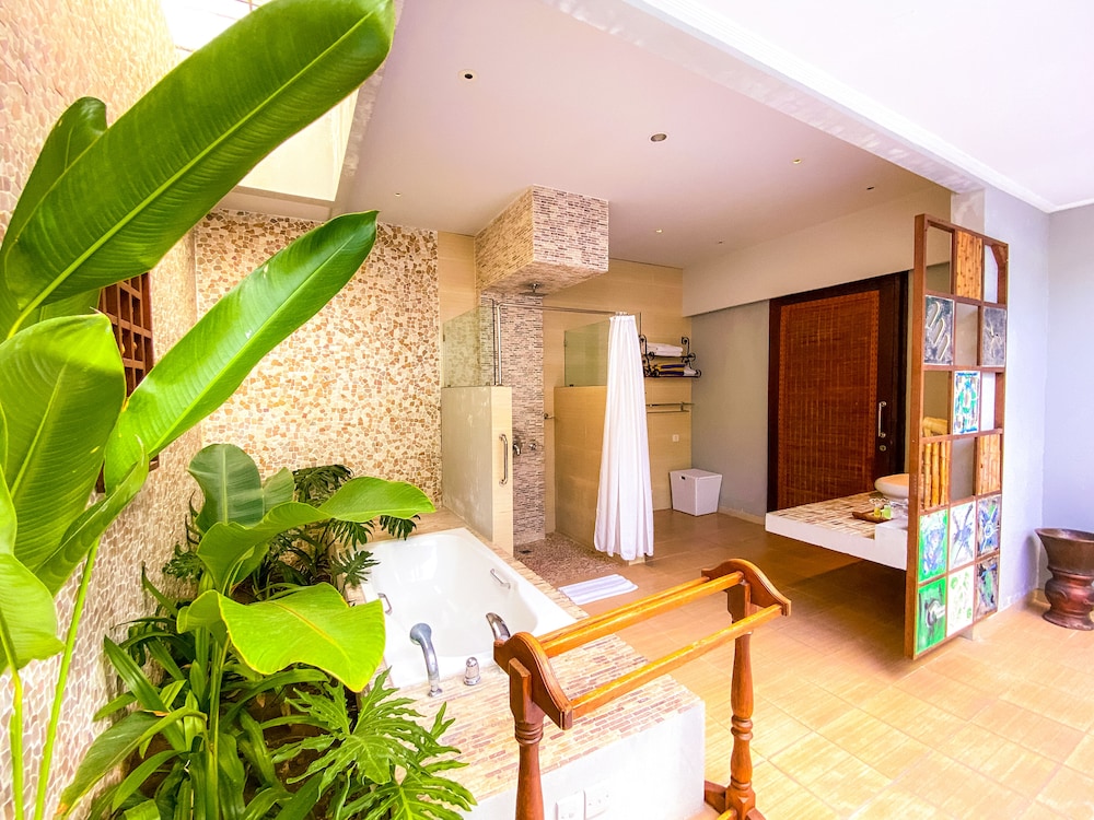 Deluxe Villa, Private Pool - Photo 8