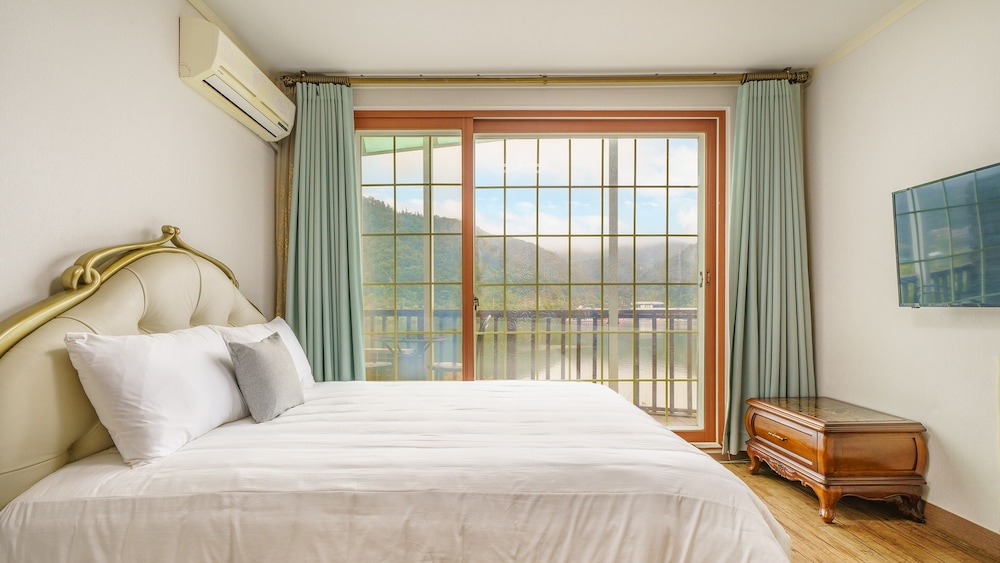 Basic Room, 1 Bedroom (Jinjubit(river view)) - Photo 2
