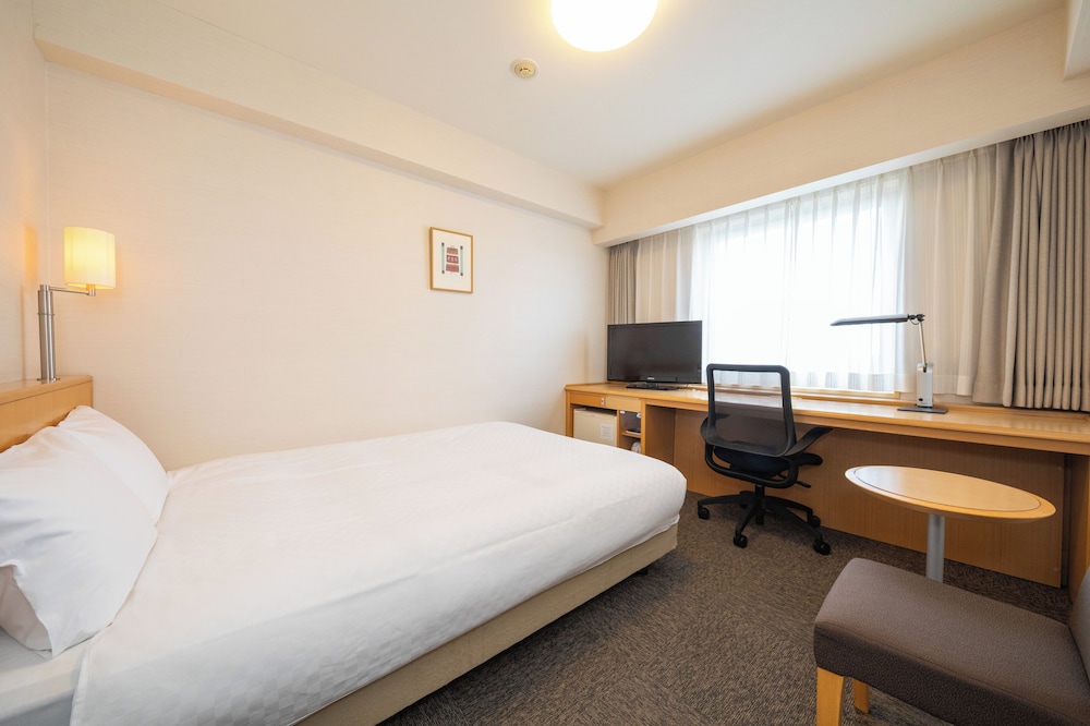 Standard Double Room, City View