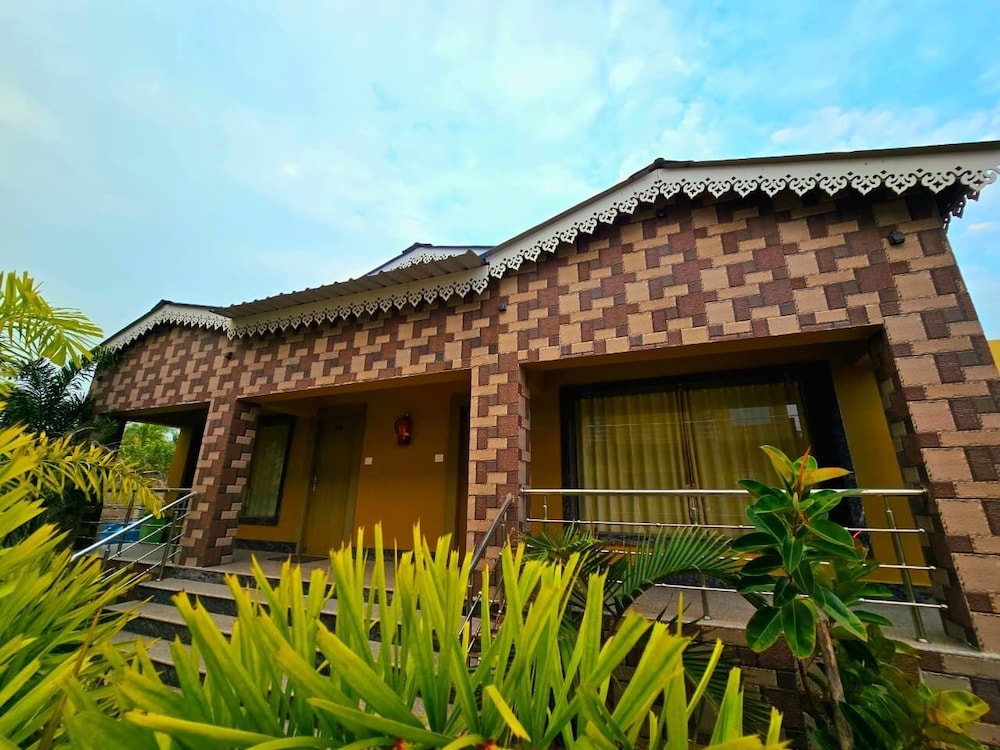 Wooden Cottage photo 1