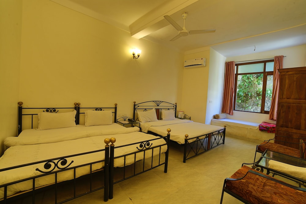 Family AC Room photo 2