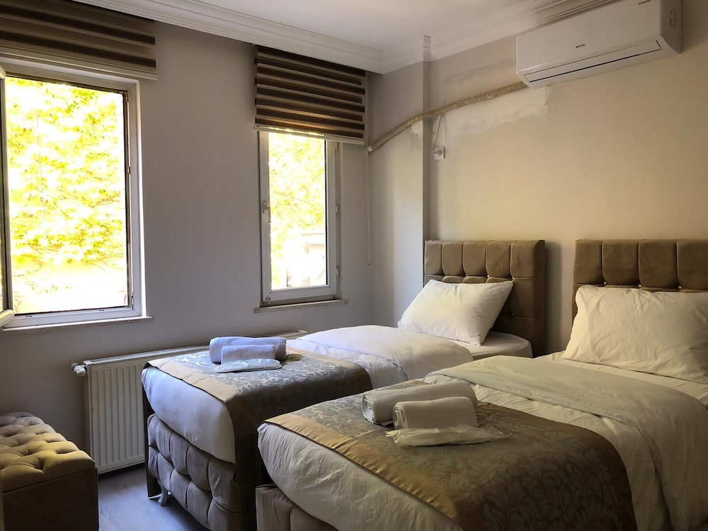 Deluxe Triple Room photo 1