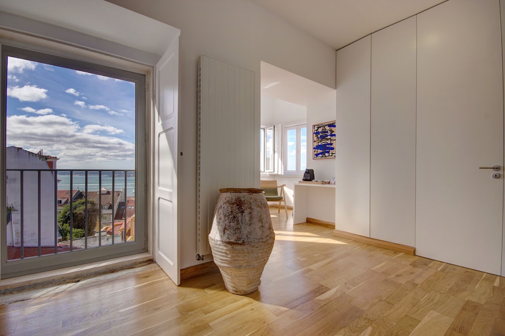 Luxury Suite, River View photo 2