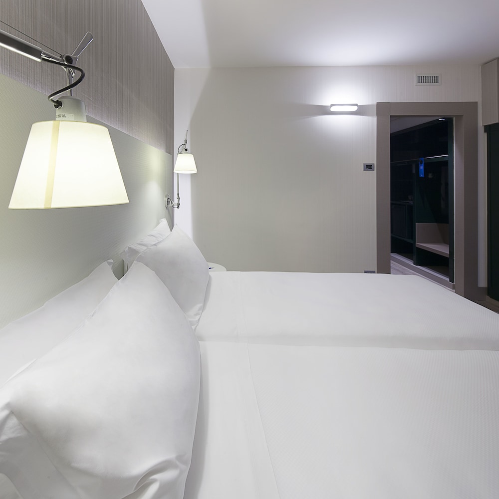 Standard Room - Photo 3