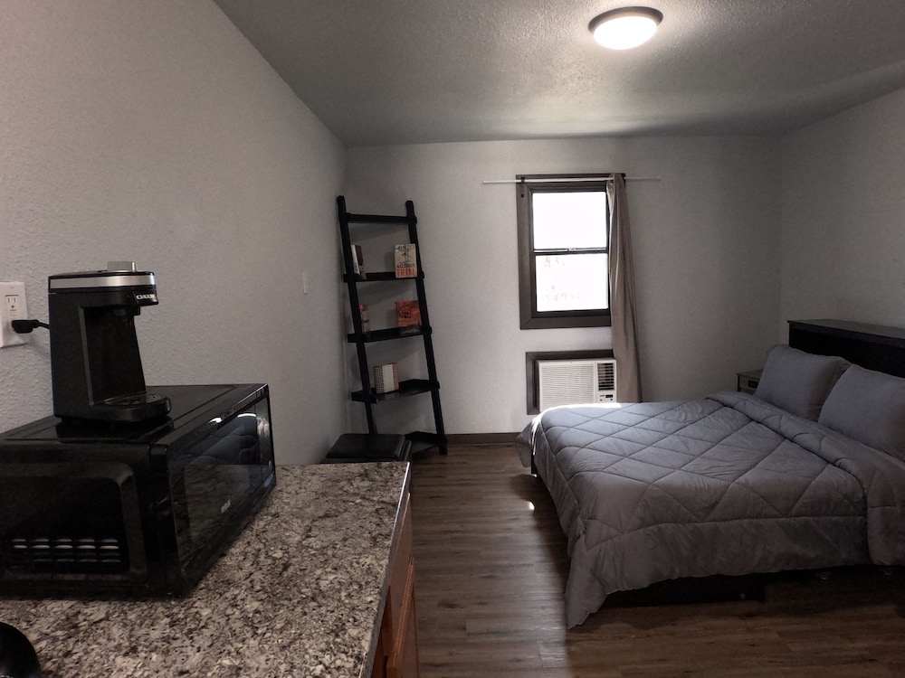 Standard Cabin, 1 Queen Bed, Kitchenette photo 1