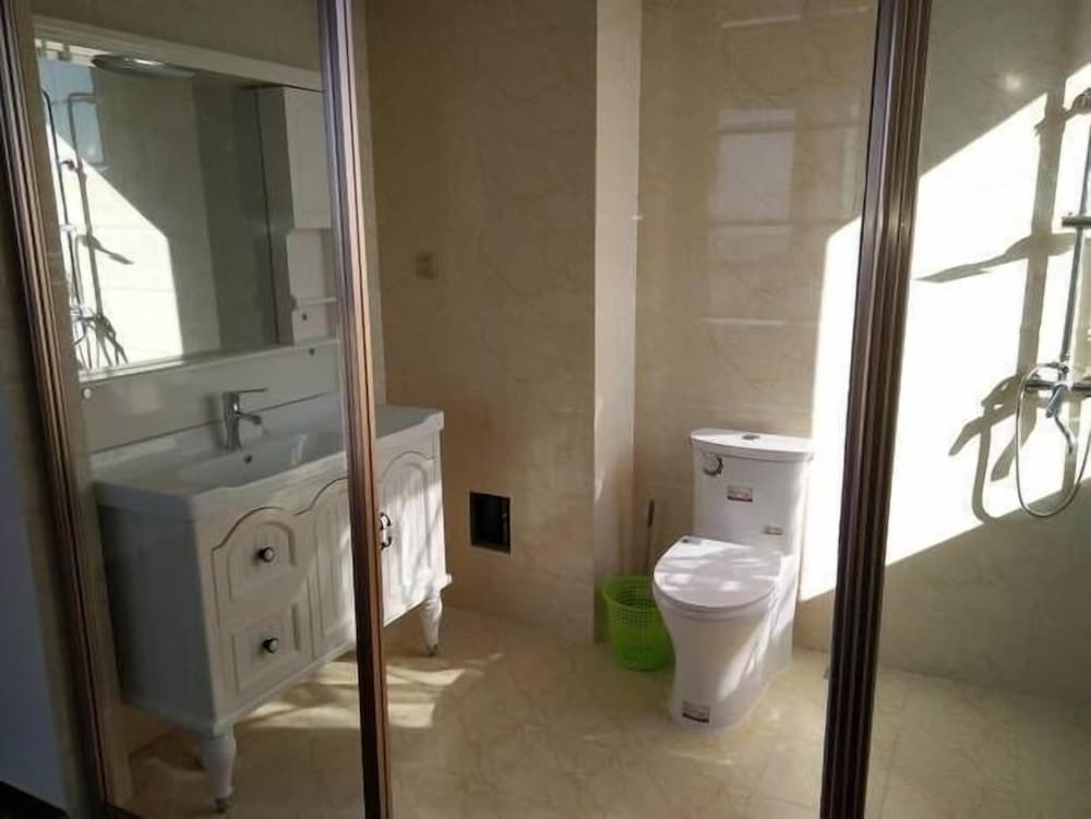 Deluxe Triple Room, Ocean View photo 2