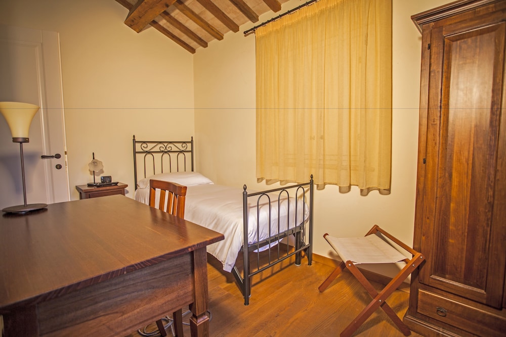 Single Room, Hill View