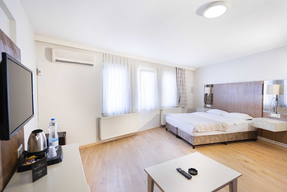 Klassisches Vierbettzimmer
