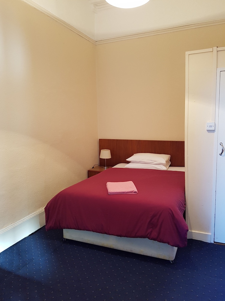Single Room photo 1