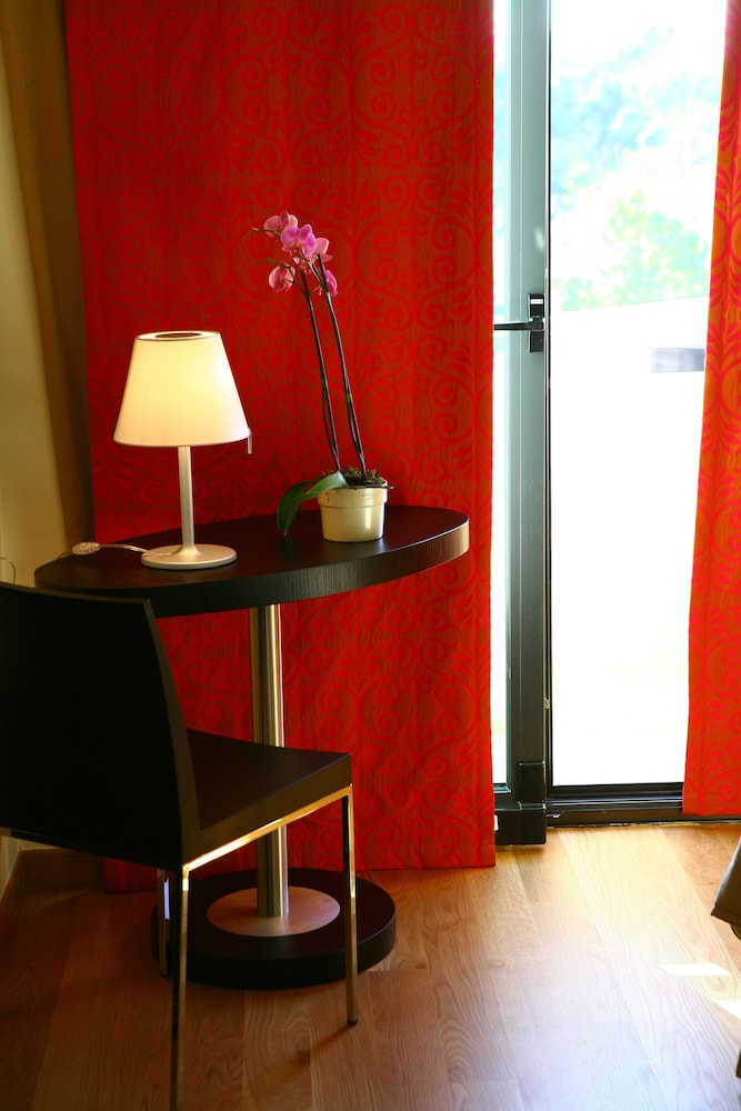 Classic Room (Thisio View)