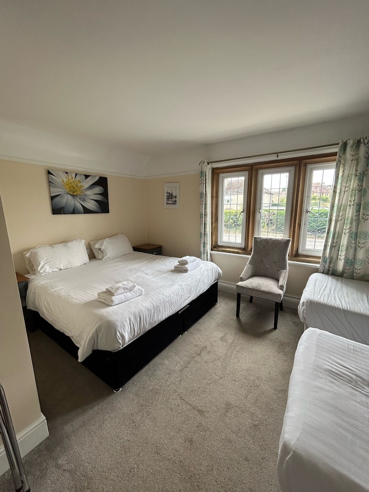 Superior Suite, Accessible, Ensuite photo 3