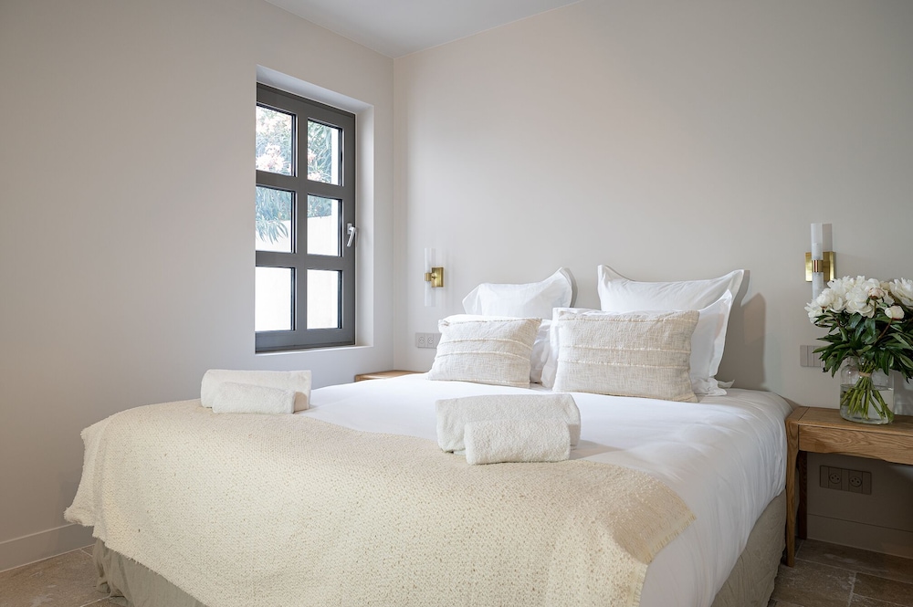Executive Suite photo 2